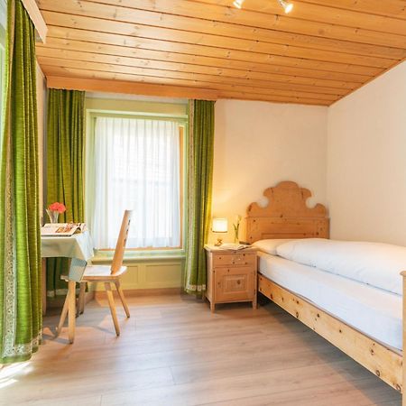 Hotel Alpina Zernez Ngoại thất bức ảnh